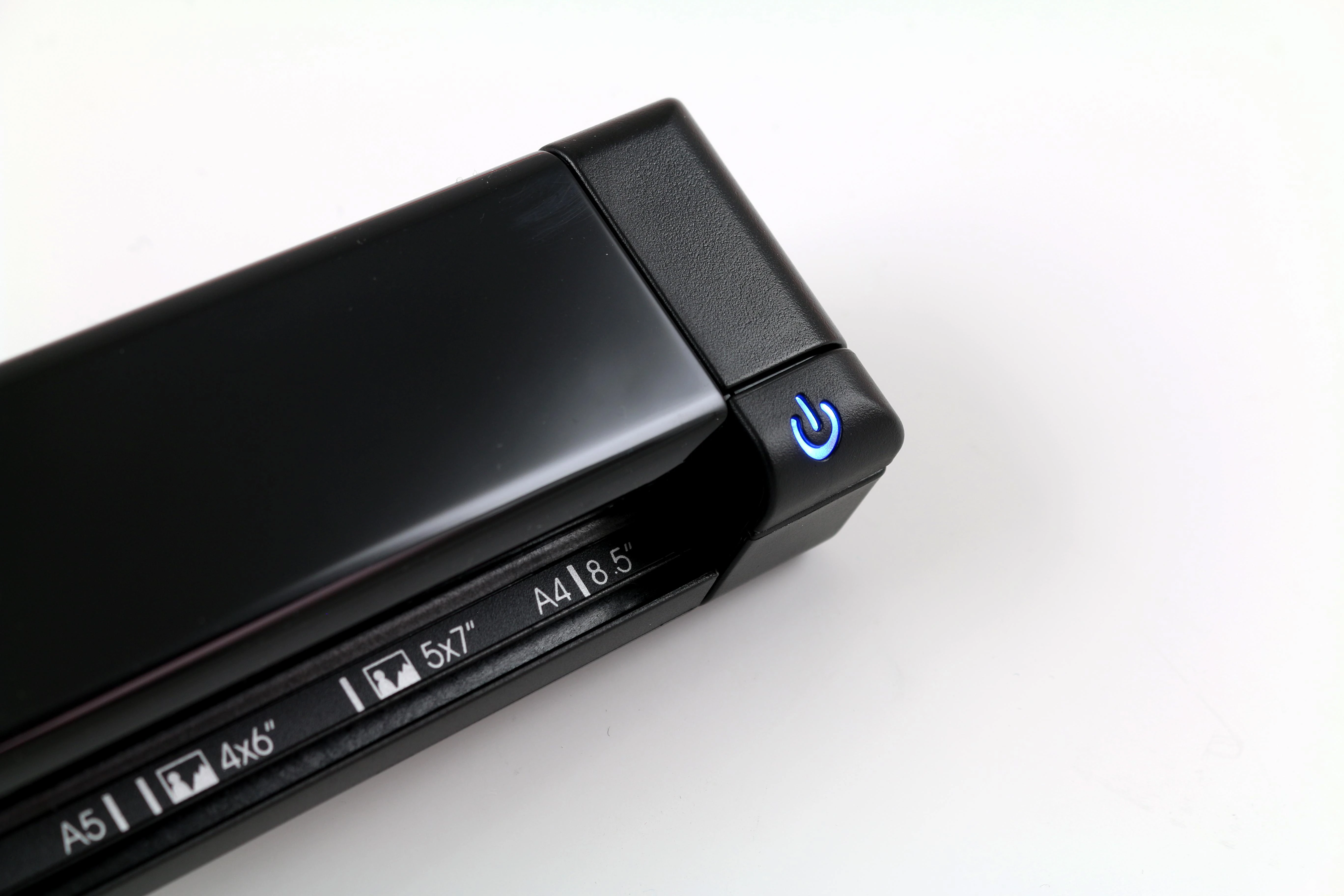Skeneris Skaitytuvas, tiekiamas dokumentams IRIS Express 4 458510 (A4, USB, USB kabelis)