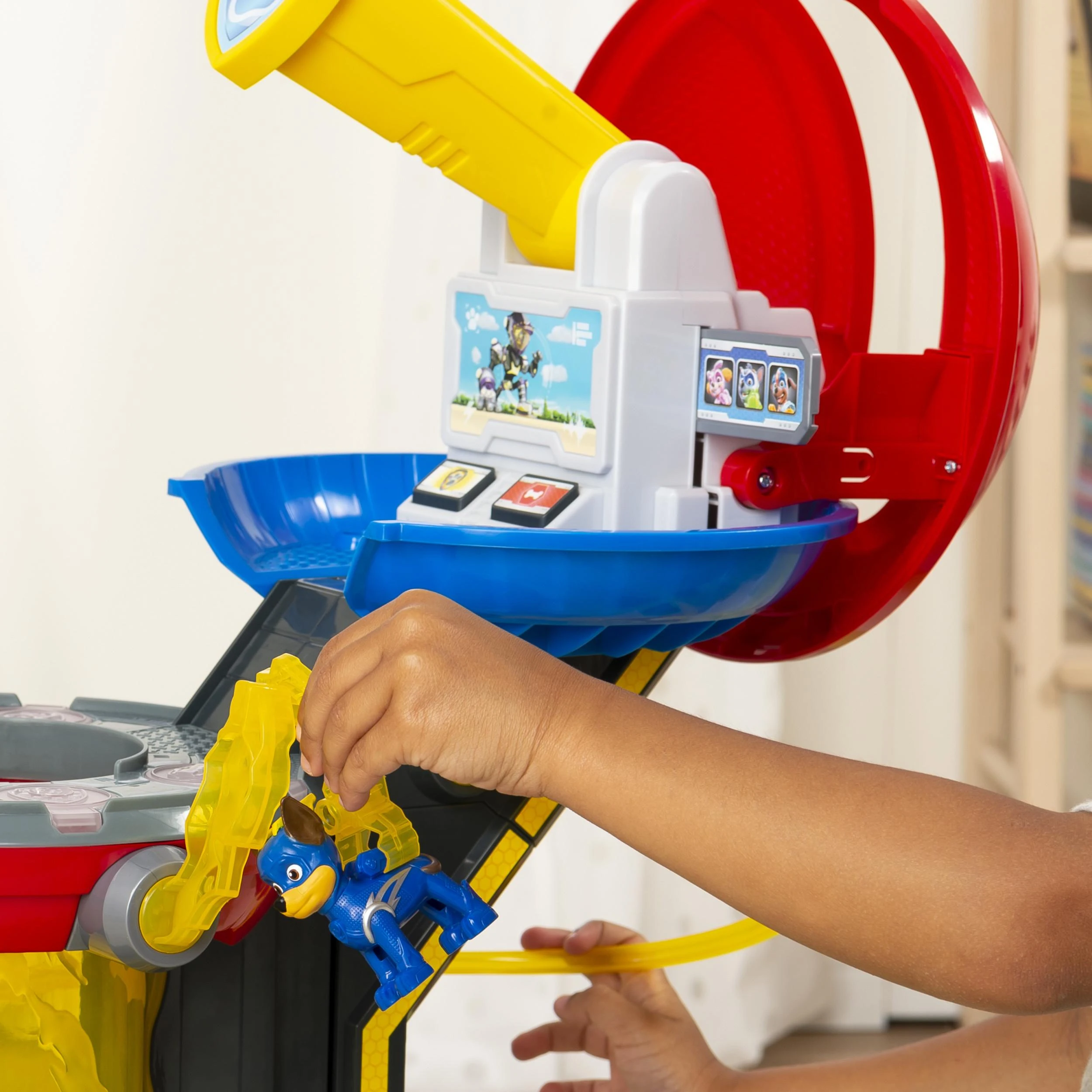 Šunyčių patrulių apžvalgos bokštas Spin Master PAW PATROL + transporto priemonė su Čeiso figūrėle