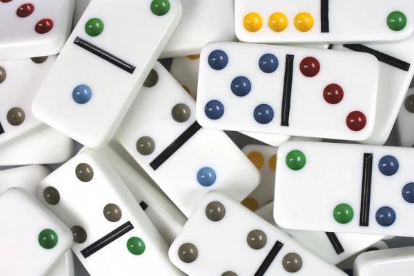 Tactic Stalo žaidimas „Domino Double 6"
