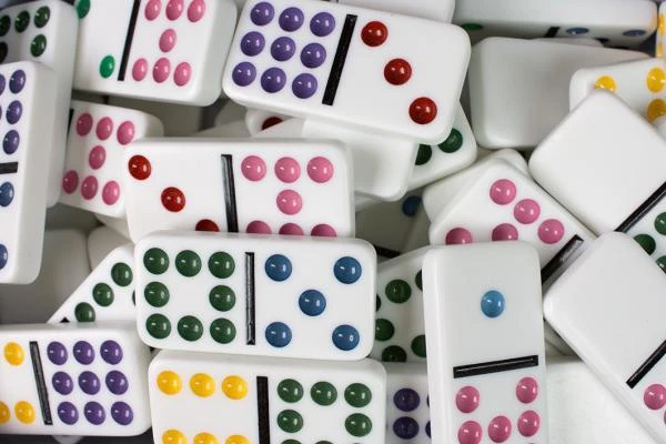 Tactic Stalo žaidimas „Domino Double 9"