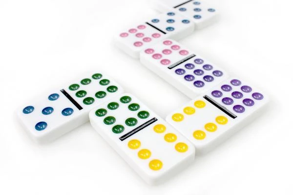 Tactic Stalo žaidimas „Domino Double 9