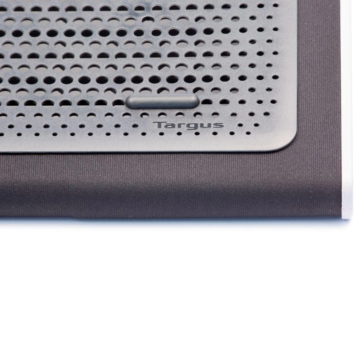 Targus | Notebook Cooling Pad iki 17” | 319 x 380 x 54 mm | 950 g | Juodas/Pilkas