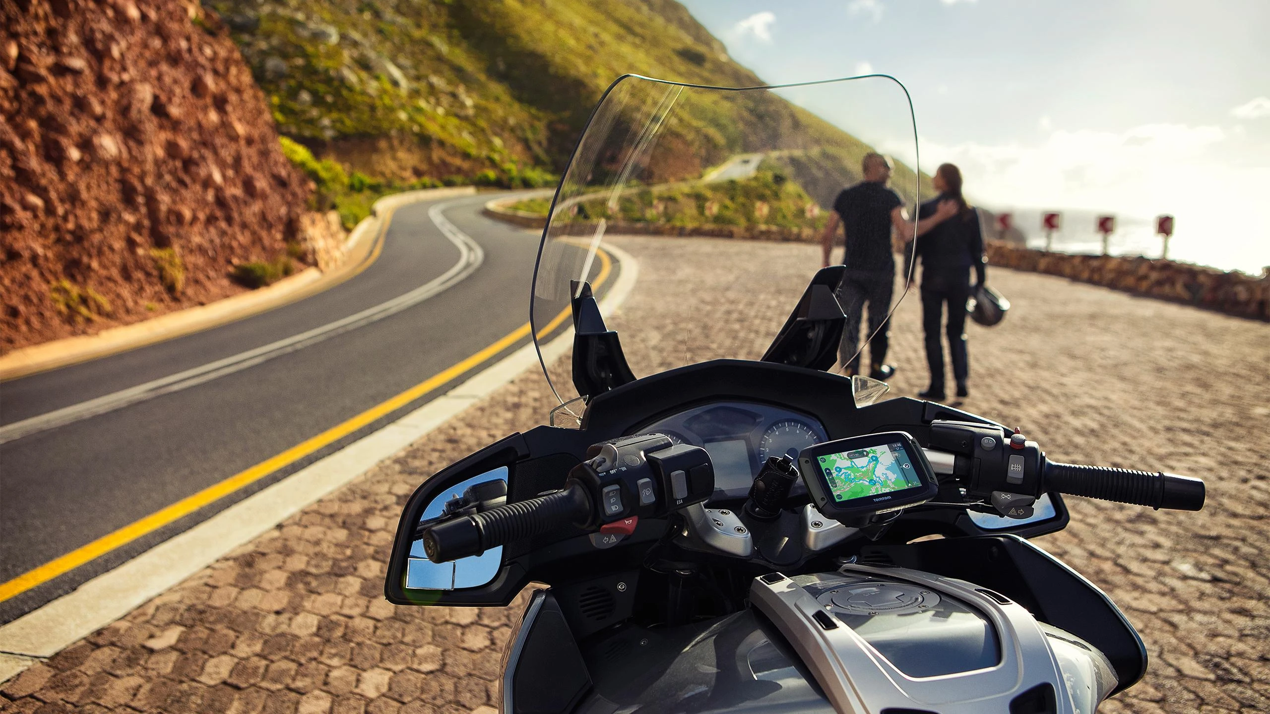 TomTom Rider 550 Premium Pack navigatorius 10,9 cm (4.3") Lietimui jautrus ekranas Fiksuotas Juoda 280 g