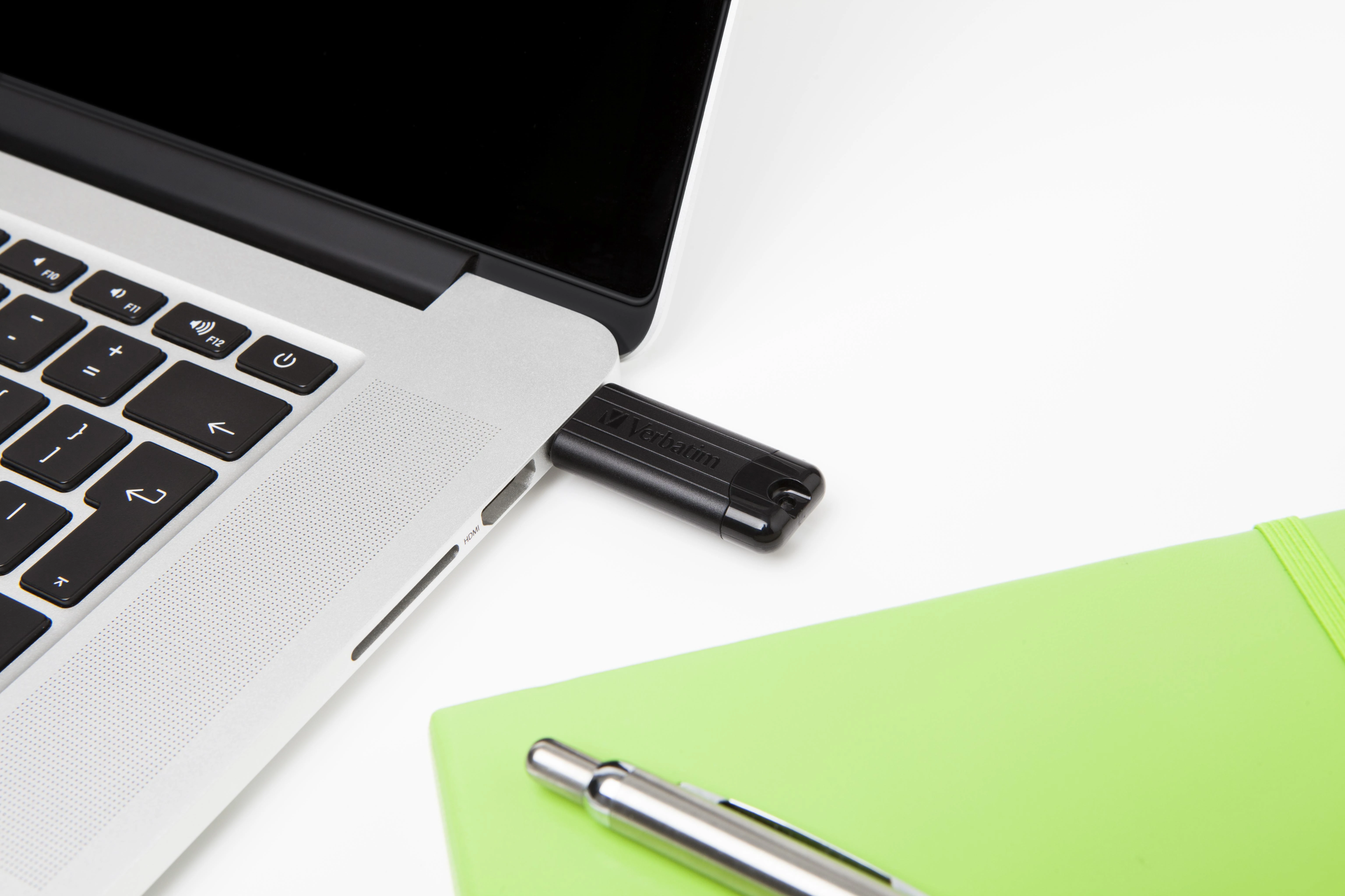 VERBATIM PINSTRIPE USB Stick 128GB 3.0 juodas