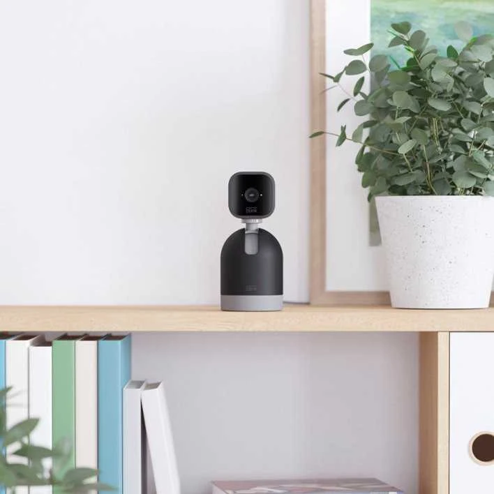 Amazon „Blink“ – mini pakreipiama kamera – juoda