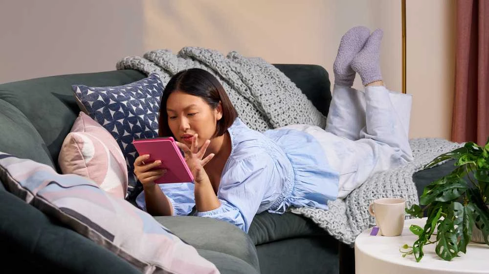 Elektroninė skaityklė Amazon Kindle Paperwhite (2024, 12 karta) 7", 16 GB, rožinė | su reklamomis