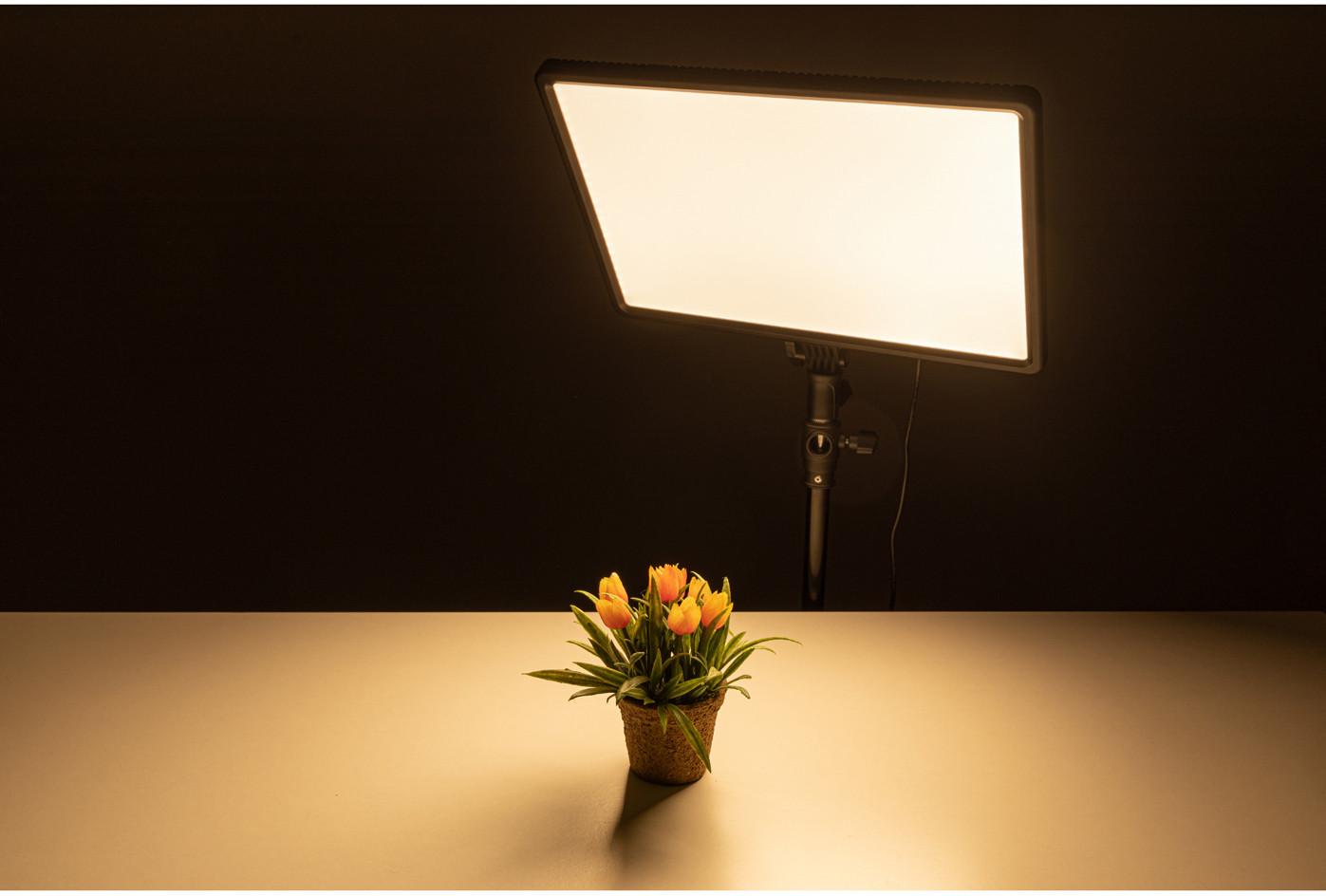 BIG studijinis šviestuvas Helios LED-50VC (428023)