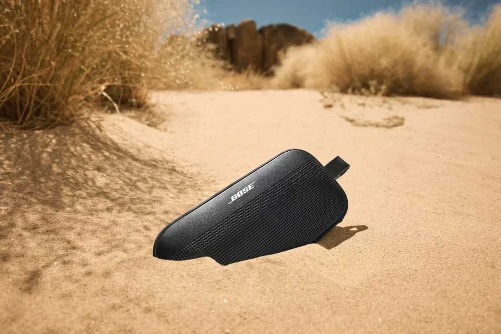 Nešiojama Bluetooth kolonėlė Bose SoundLink Flex II, Juoda