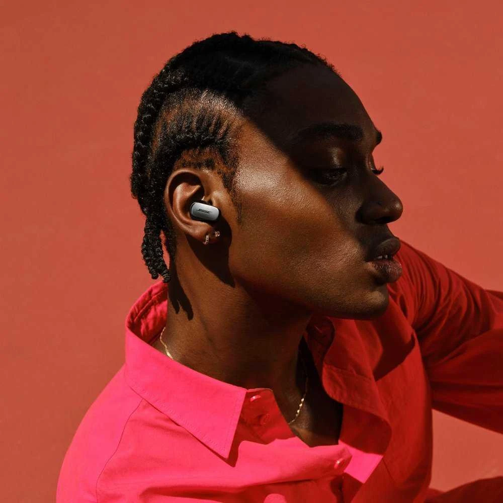 Bose QuietComfort Ultra Earbuds ausinės, Juodos spalvos