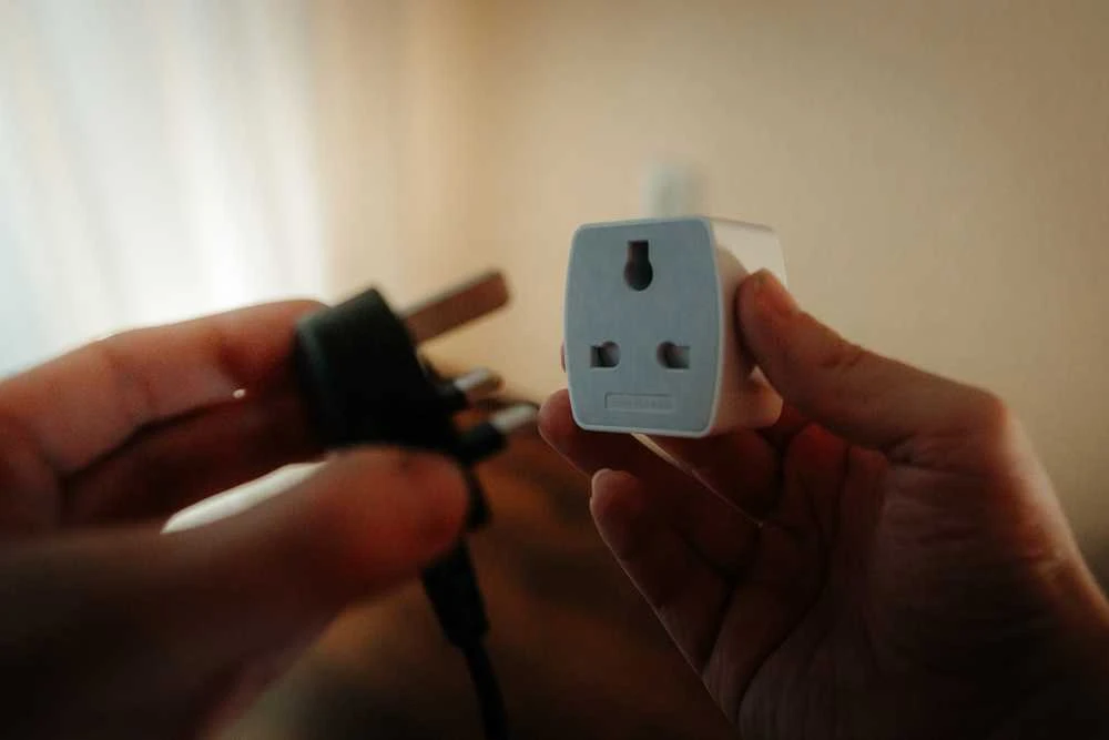 D-Fruit travel adapter DF128
