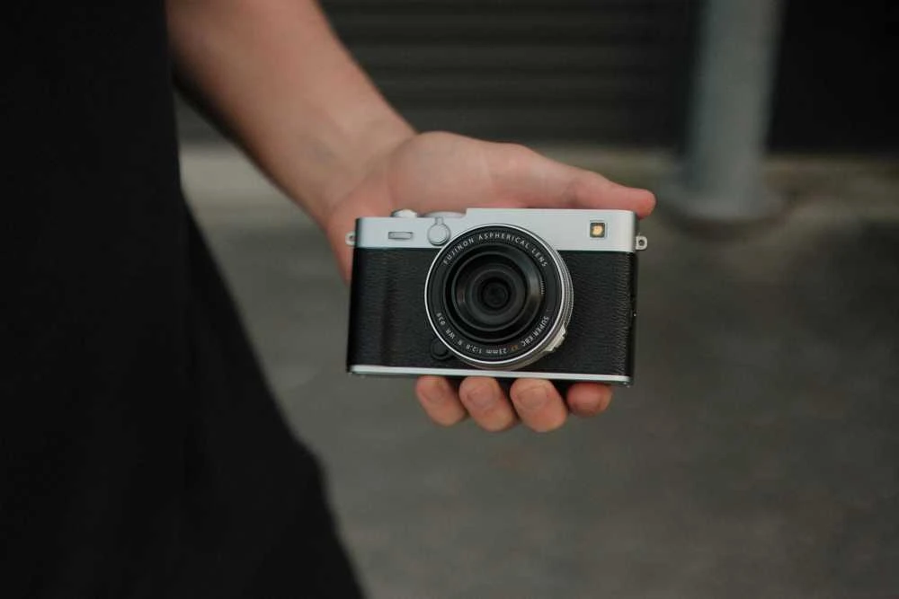 Sisteminis fotoaparatas Fujifilm X-E5 /XF23mmF2.8 R WR Sidabrinis (sidabrinis)