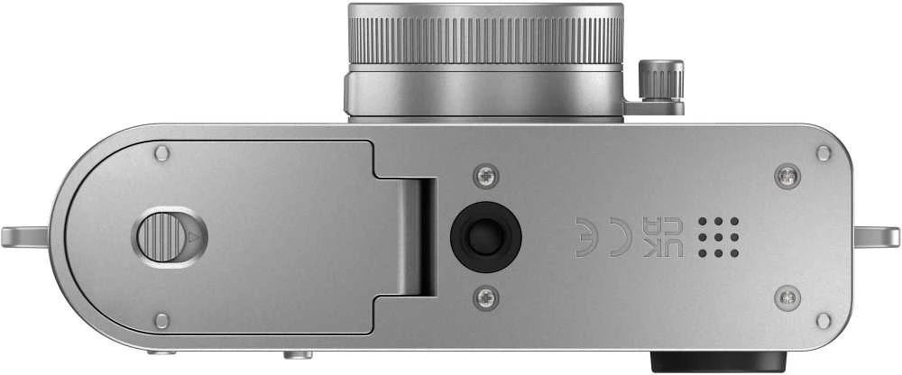 Fujifilm X half Sidabrinis