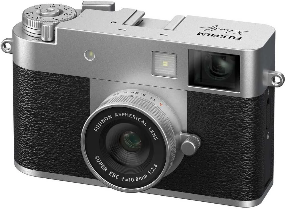 Fujifilm X half Sidabrinis