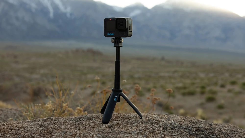 GOPRO SHORTY (MINI EXTENSION POLE + TRIPOD)