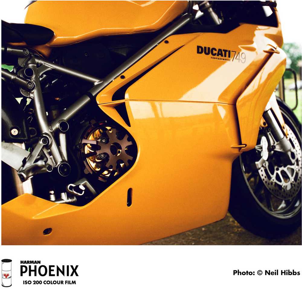 „Harman Photo“ „Harman Phoenix“ ISO 200 120 filmai