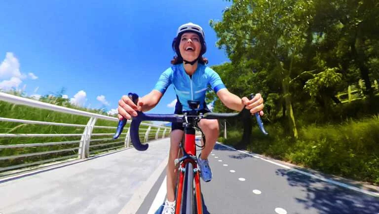 Veiksmo kameros standartinis rinkinys Insta360 X5, juodos spalvos, rinkinys dviračiui