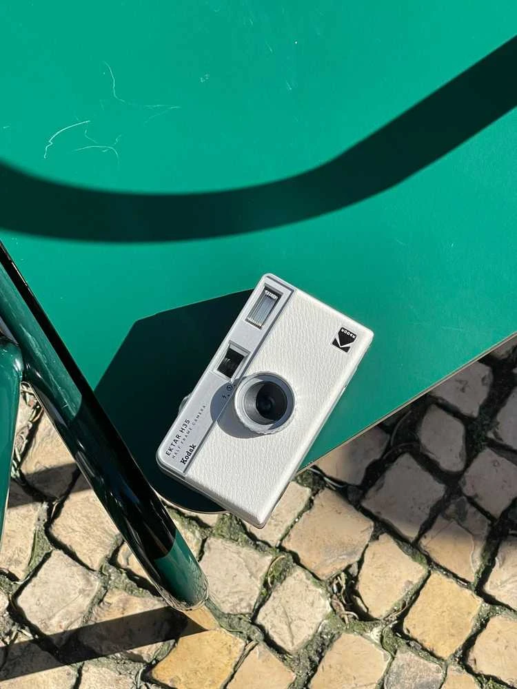 Kodak Half Frame Film Camera EKTAR H35 Baltas