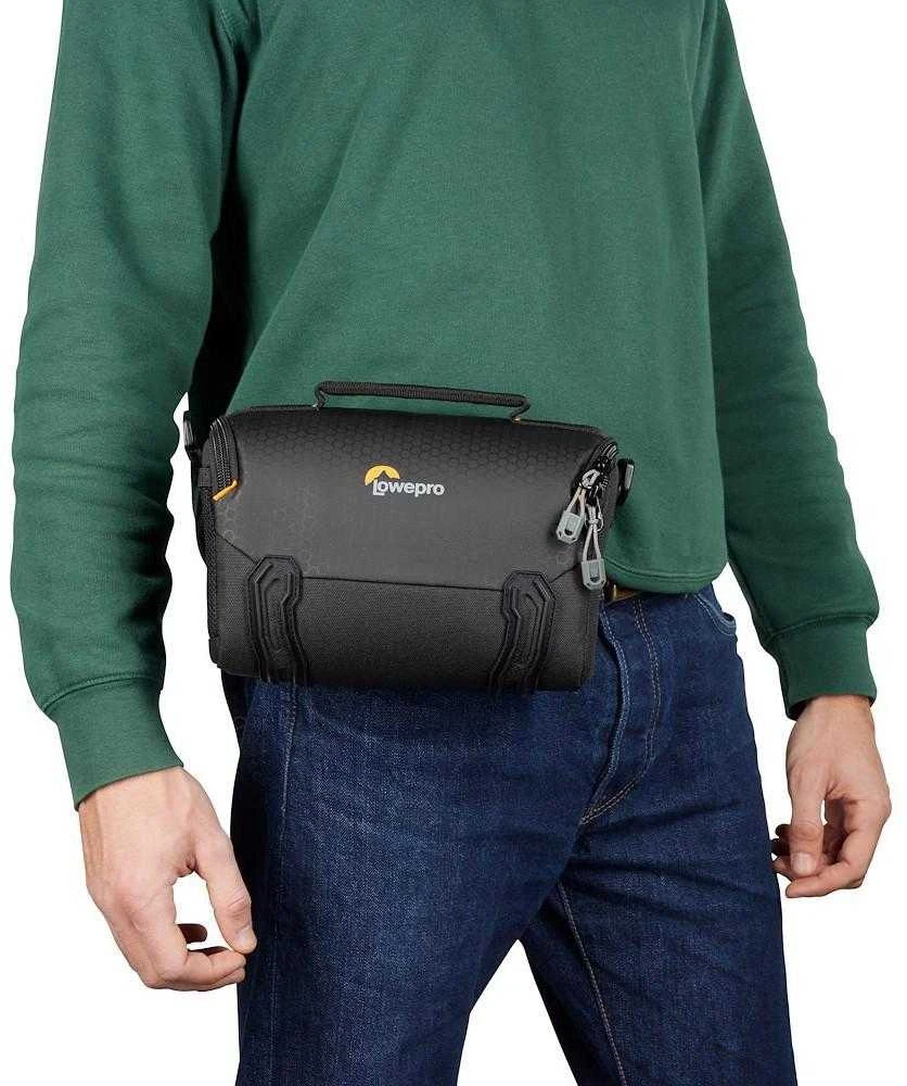 Lowepro fotoaparato krepšys Adventura SH 140 III, juodas