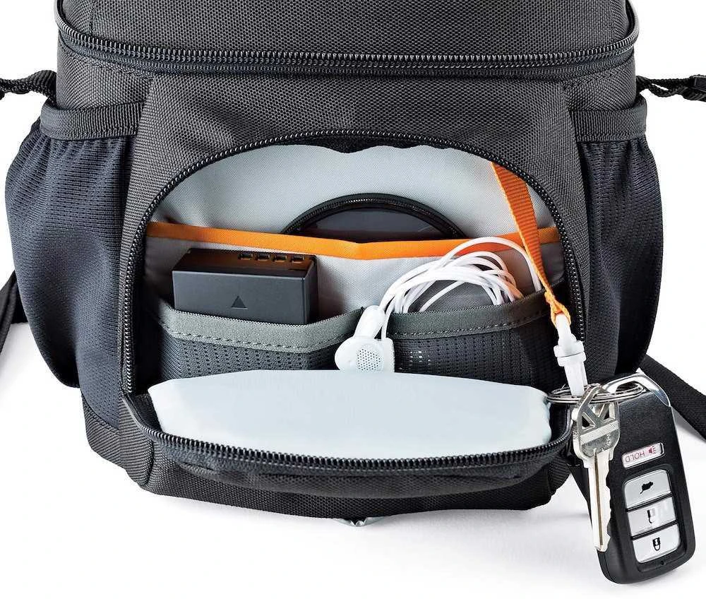 LOWEPRO NOVA 140 AW II Juodas