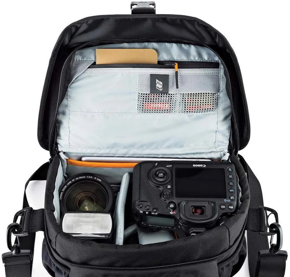 LOWEPRO NOVA 180 AW II Juodas