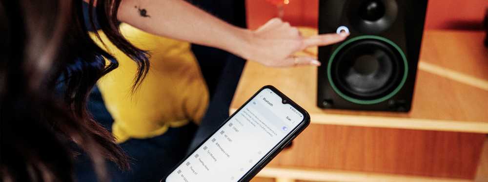 Kompiuterio kolonėlės Mackie CR3.5BT - Active Studio monitoriai su Bluetooth