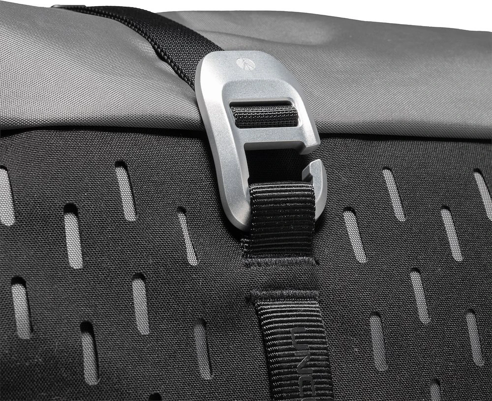 Manfrotto kuprinė MB UC-BP-30L, „Uncover“ kuprinė, 30 litrų