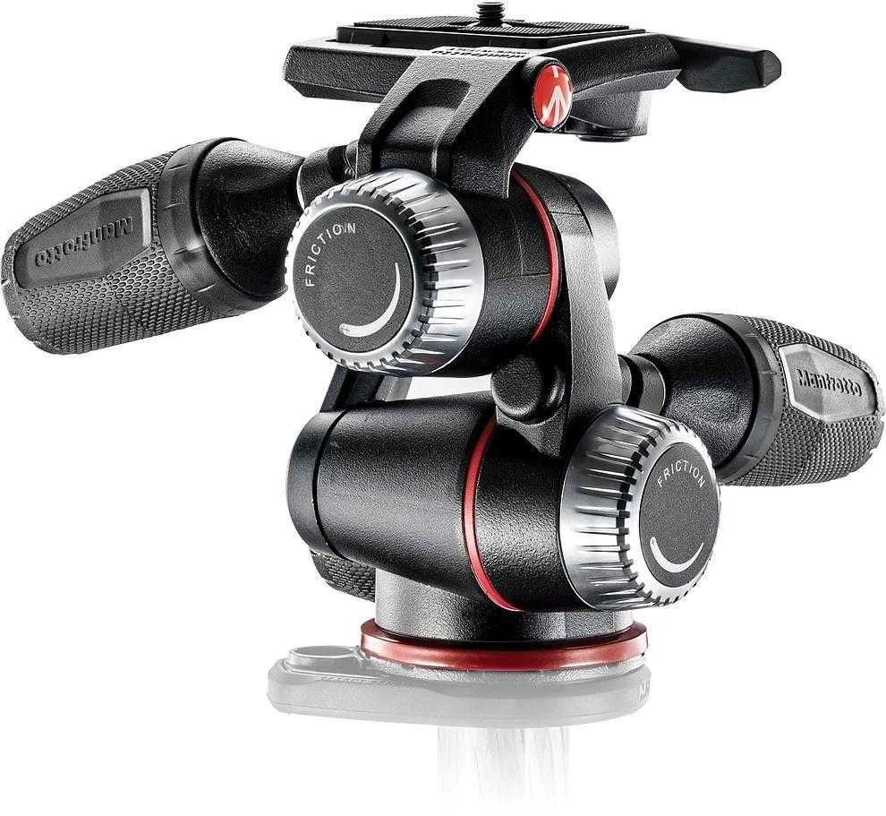 Manfrotto 190XPRO4 su X-Pro 3 krypčių galvute
