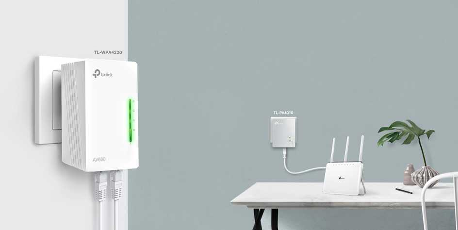 Maršrutizatorius TP-Link WiFi extender Powerline Kit TL-WPA4220
