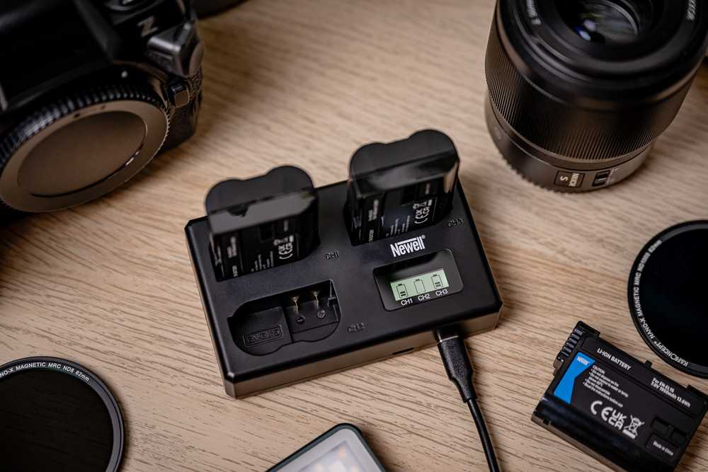 Newell akumuliatorių įkroviklis TT-USB-C 3x Nikon EN-EL15