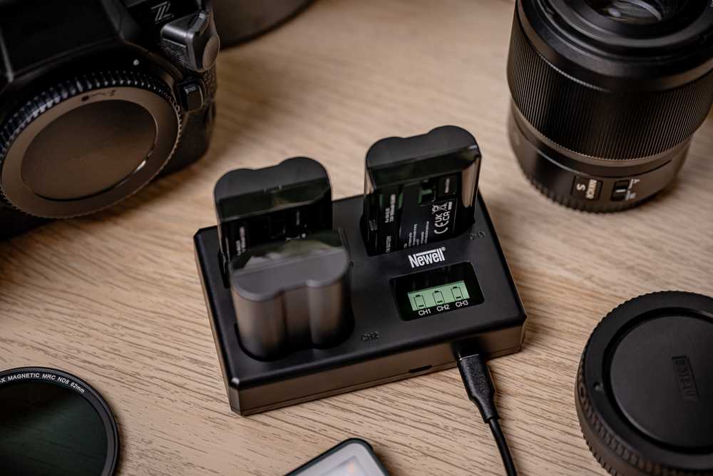 Newell akumuliatorių įkroviklis TT-USB-C 3x Nikon EN-EL15