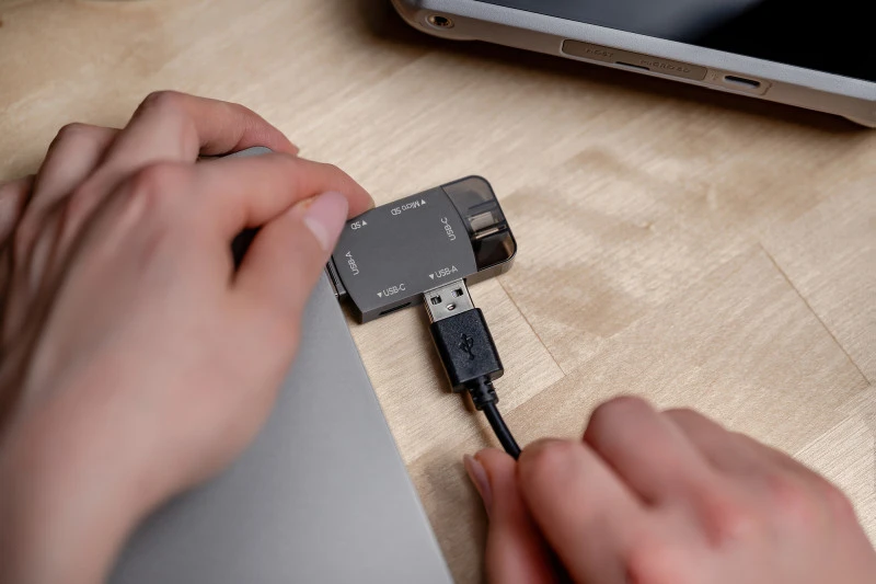 Atminties Kortelių Skaitytuvas - Newell OTG 4-in-1 3.0 Hub USB-A, USB-C, 5 Gb/s