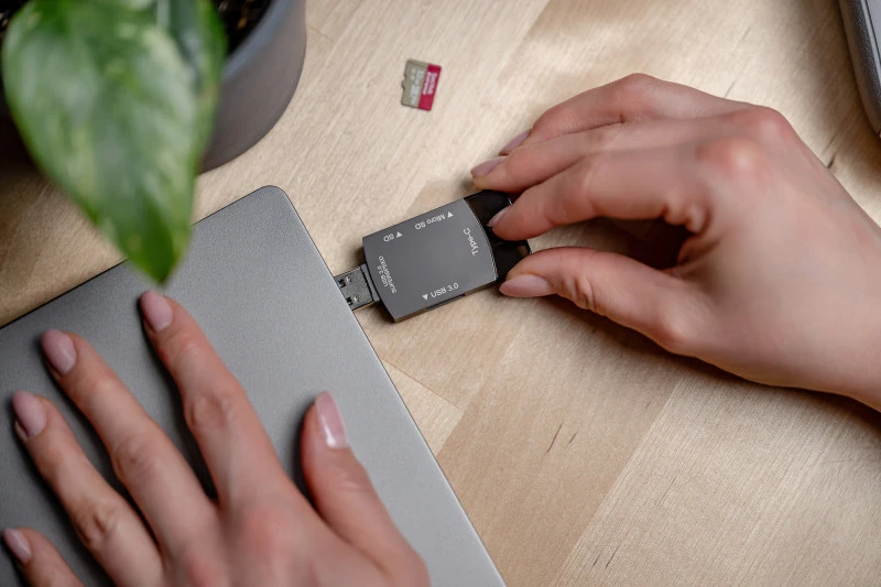 Atminties Kortelių Skaitytuvas - Newell OTG 4-in-1 3.0 Hub USB-A, USB-C, 5 Gb/s