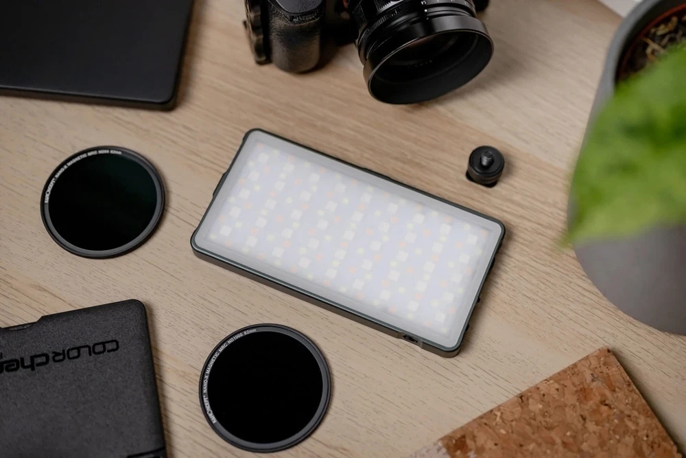 LED Apšvietimas - Newell RGB-W Rangha LED Apšvietimas 3200–5600 K 4000 mAh 21 Scena CRI 96+