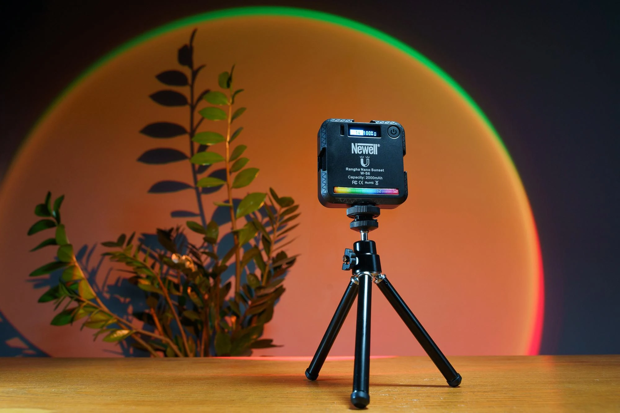 LED šviestuvas Newell RGB-W Rangha Nano sunset
