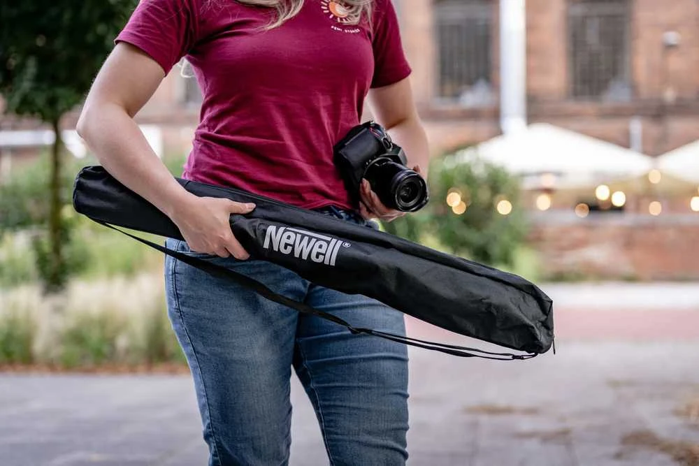 Apšvietimo Stovas - Newell Taranis 200cm Aukštis 5kg Apkrova 1.35kg Svoris