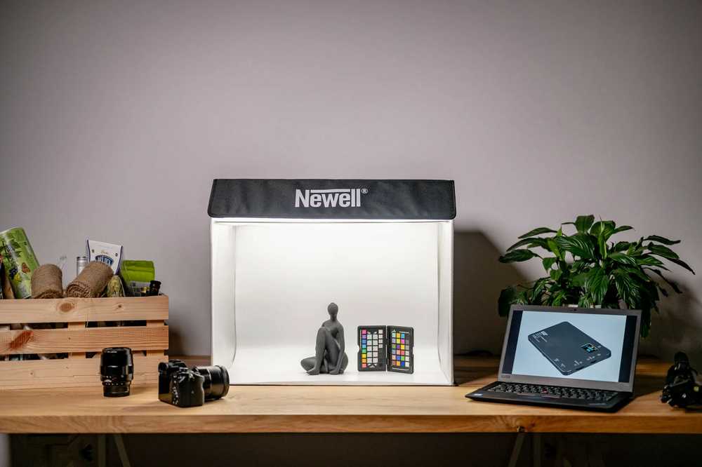 Newell M60 šviesos palapinė produkto fotografijai