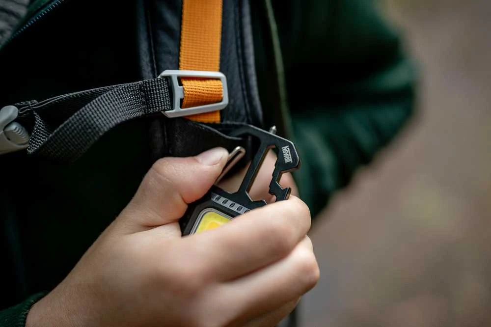 LED Šviestuvas Newell Lunar Multitool + trikojis