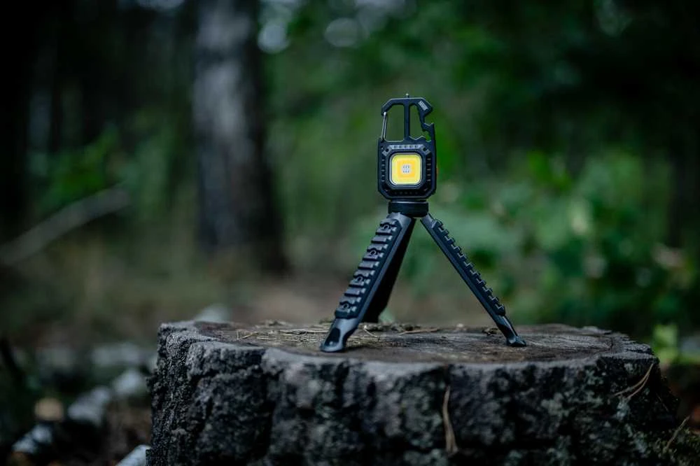 LED Šviestuvas Newell Lunar Multitool + trikojis