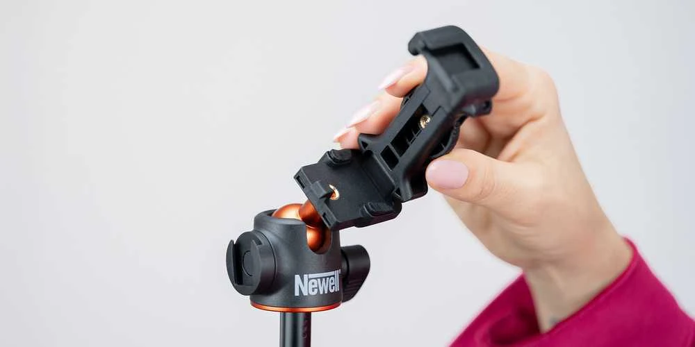 Stovas - Newell M-Pod 1.5kg apkrova 35-140cm reguliuojamas aukštis