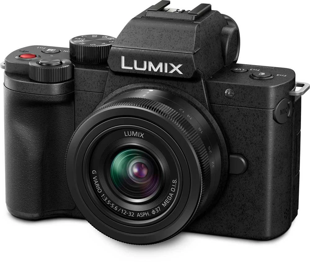 Panasonic Lumix G100D + 12-32mm