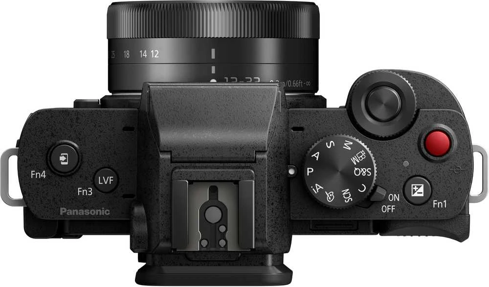 Panasonic Lumix G100D + 12-32mm