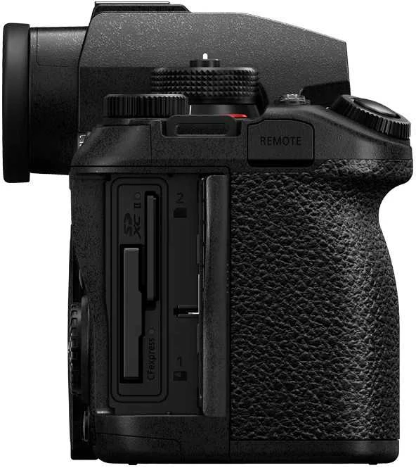 „Panasonic Lumix S1 II“ (DC-S1M2) korpusas