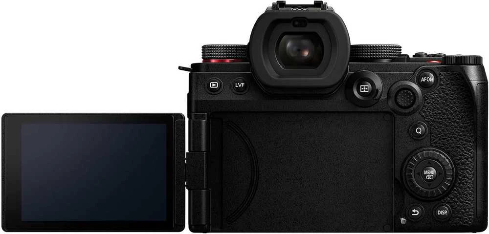 Panasonic Lumix DC-S5 II + 18-40mm