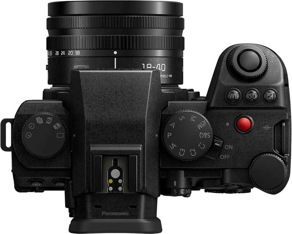 Aparat Panasonic Lumix S5 II X + S 18-40mm f/4.5–6.3 (DC-S5M2XNE)