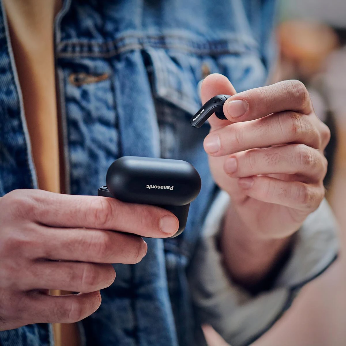 Panasonic Ausinės | RZ-B110WDE-K | Bluetooth | į ausis įkišamos | Mikrofonas | Belaidės | Juodas