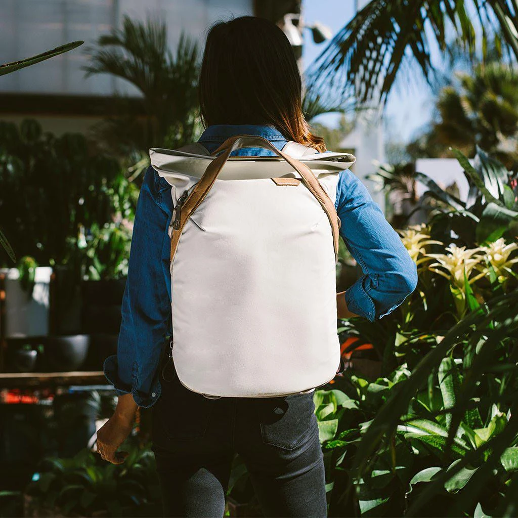 Peak Design kuprinė Everyday Totepack V2 20L, kaulinė
