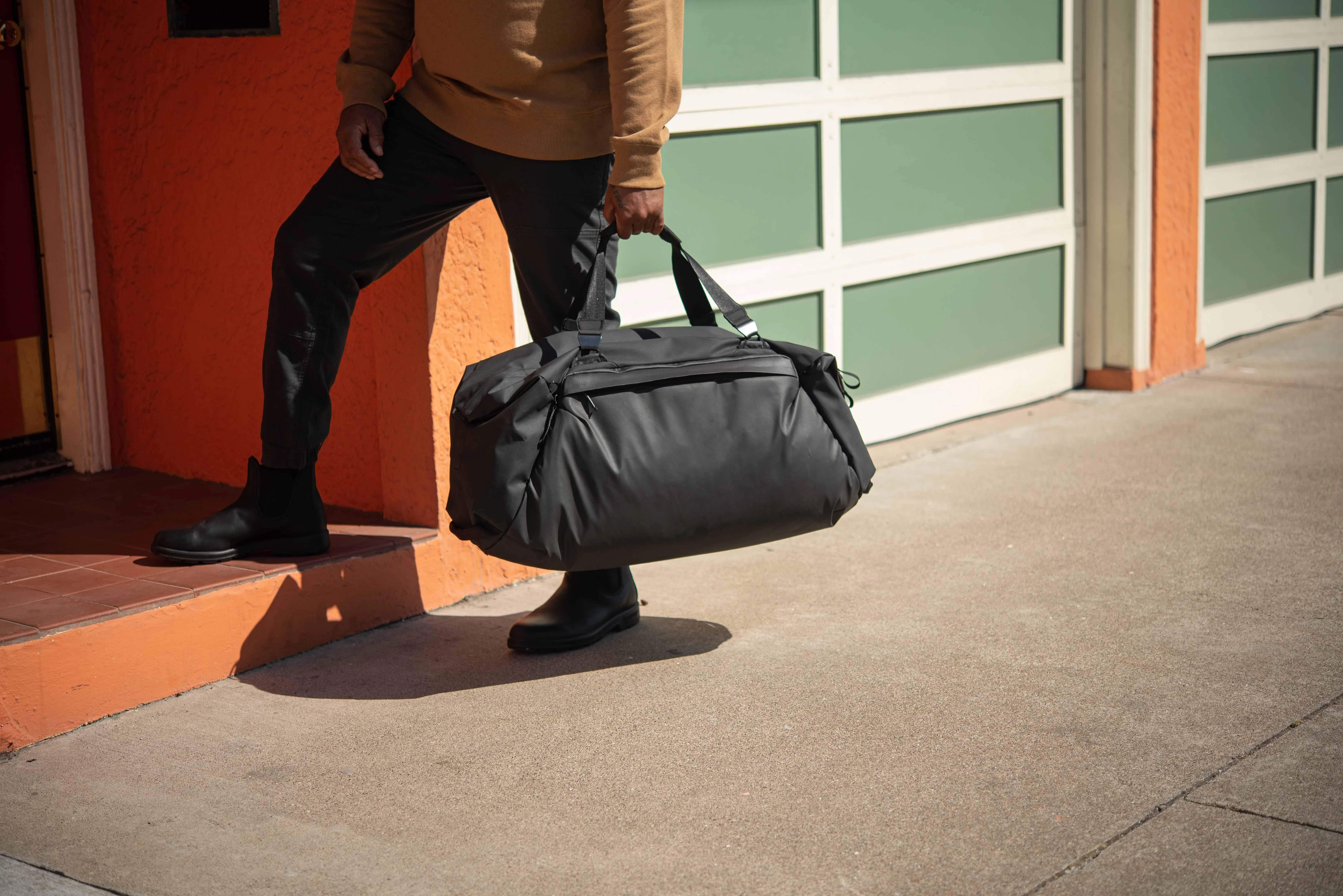 Peak Design Travel Duffel 65L, juoda