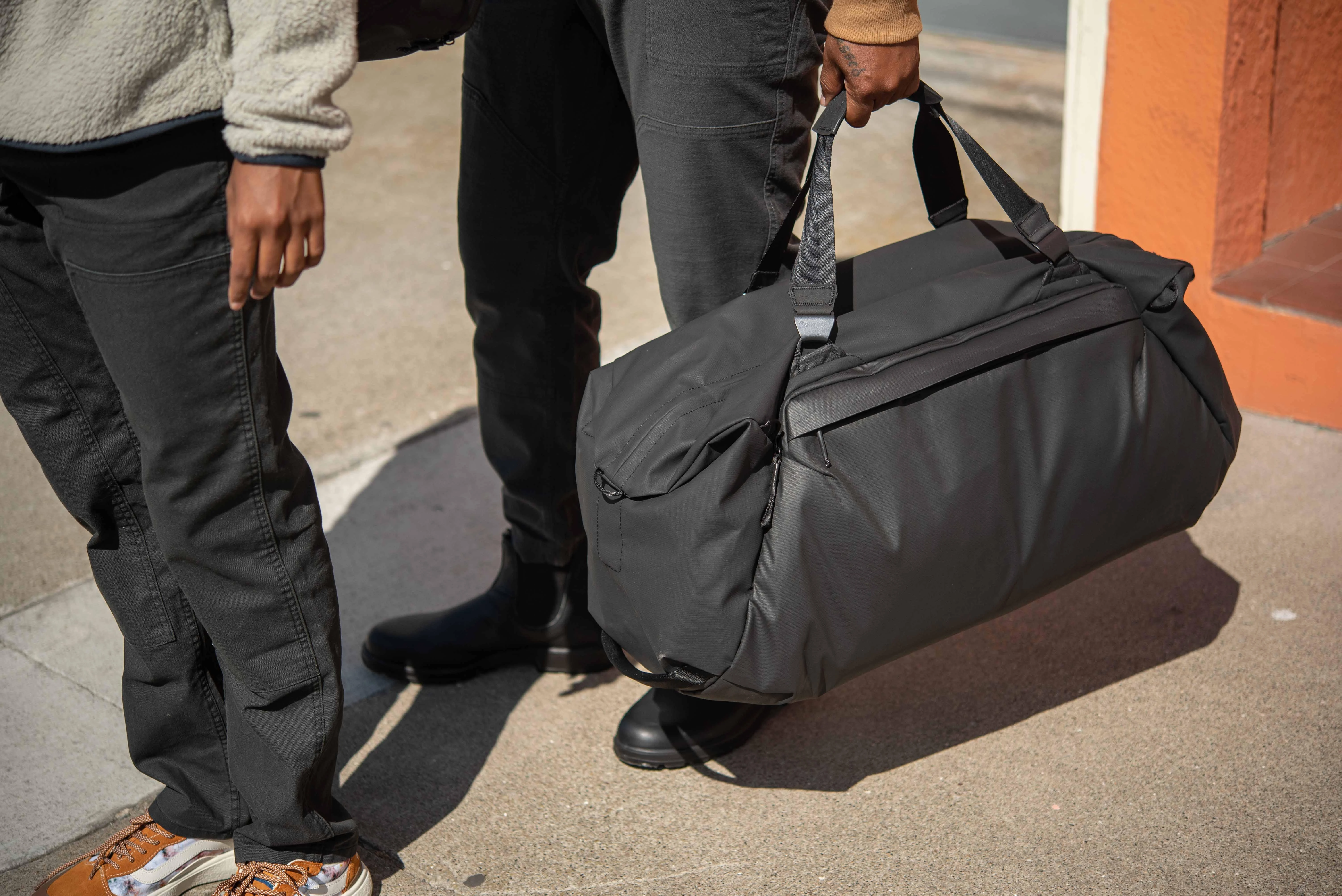 Peak Design Travel Duffel 65L, juoda