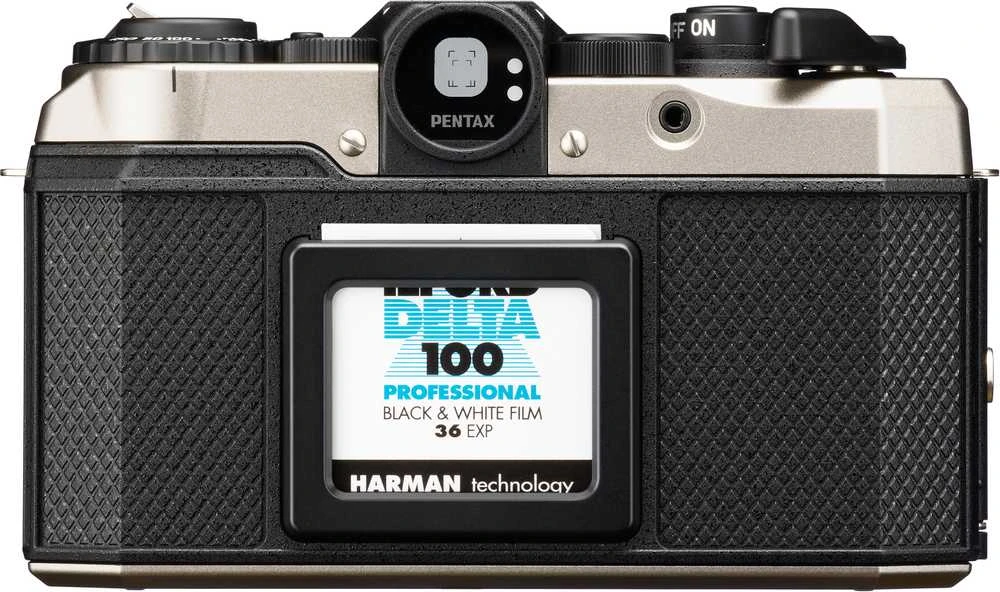 Objektyvas Pentax 17 (dark sidabrinis)