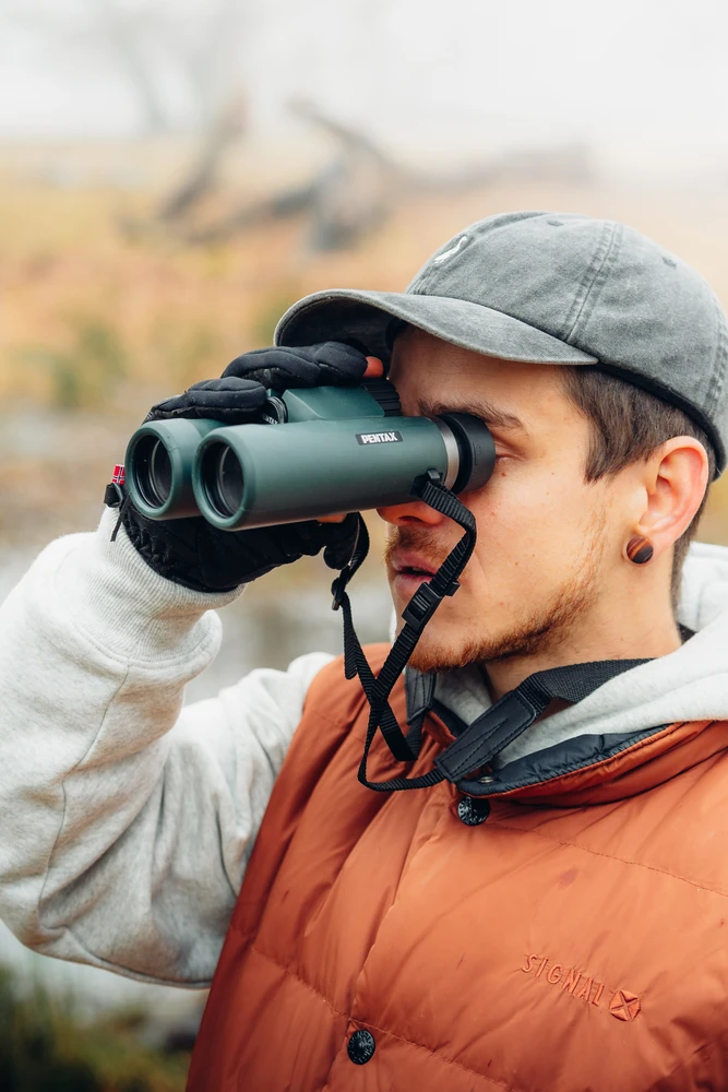 Pentax žiūronai AD 8x25 WP